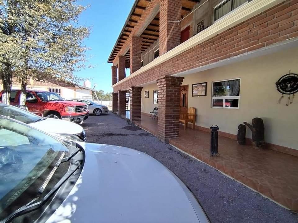 Hotel Hacienda Las Barrancas Del Cobre Areponapuchi Exterior photo